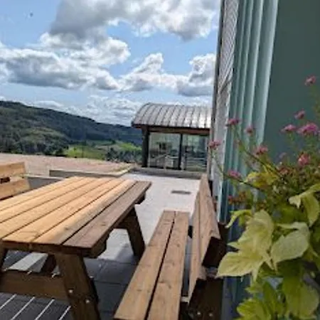 De Montagne Avec Vue Sur La Vallee - Fr-1-589-876